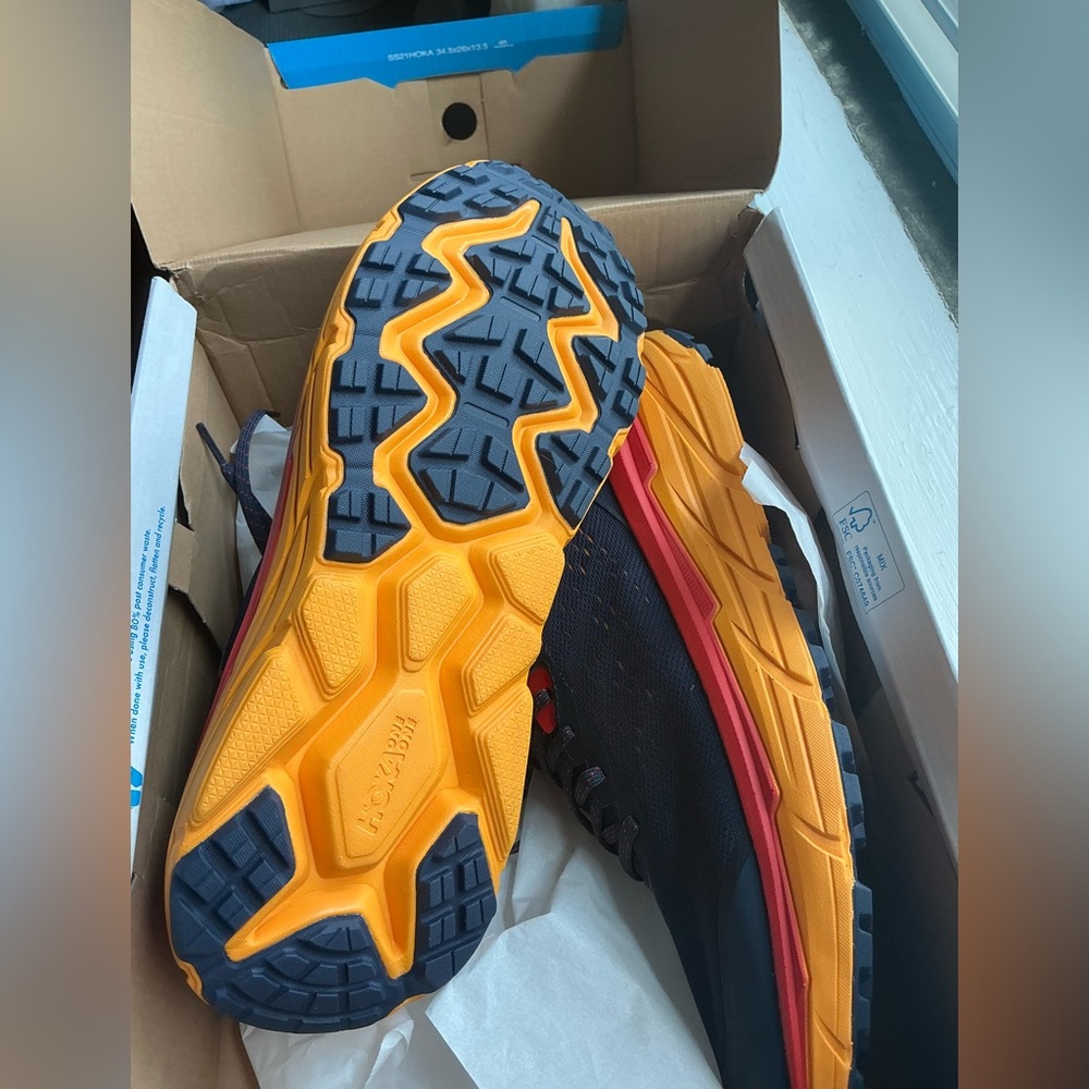Hoka Mens Challenger ATR 6 Trail Running Shoes, Sz 12. - Picture 4 of 4